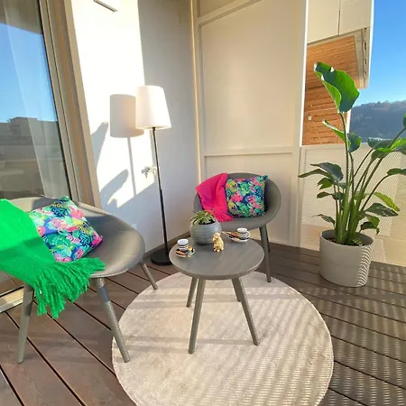Daire Stylische Mit Balkon Graz