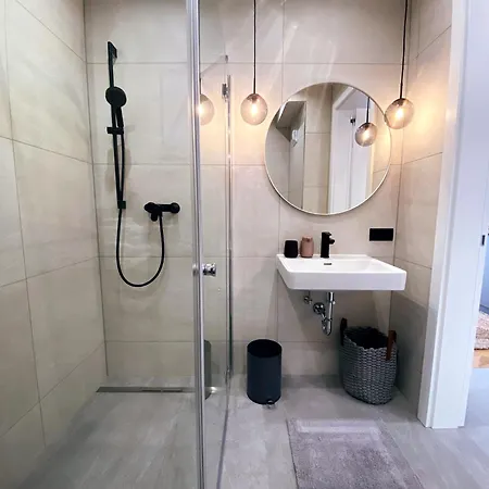 Apartment Stylische Mit Balkon *