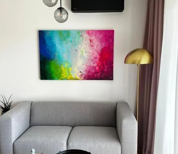 Apartment Stylische Mit Balkon